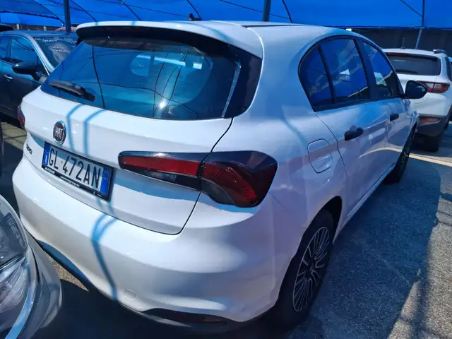 Fiat Tipo view 11