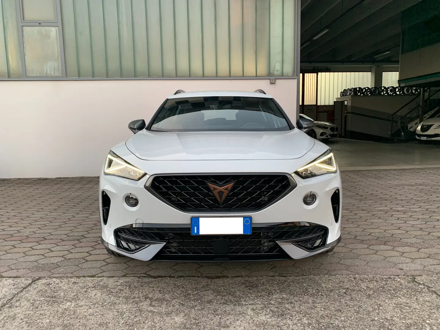 CUPRA Formentor 1.4 E-HYBRID PLUG-IN DSG NAVI FULL LED TELEC PELLE Nero - 2