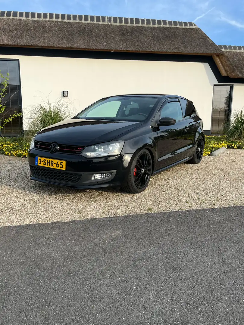Volkswagen Polo 1.2 TSI 6r Zwart - 1
