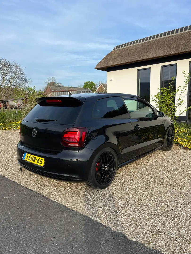 Volkswagen Polo 1.2 TSI 6r Zwart - 2