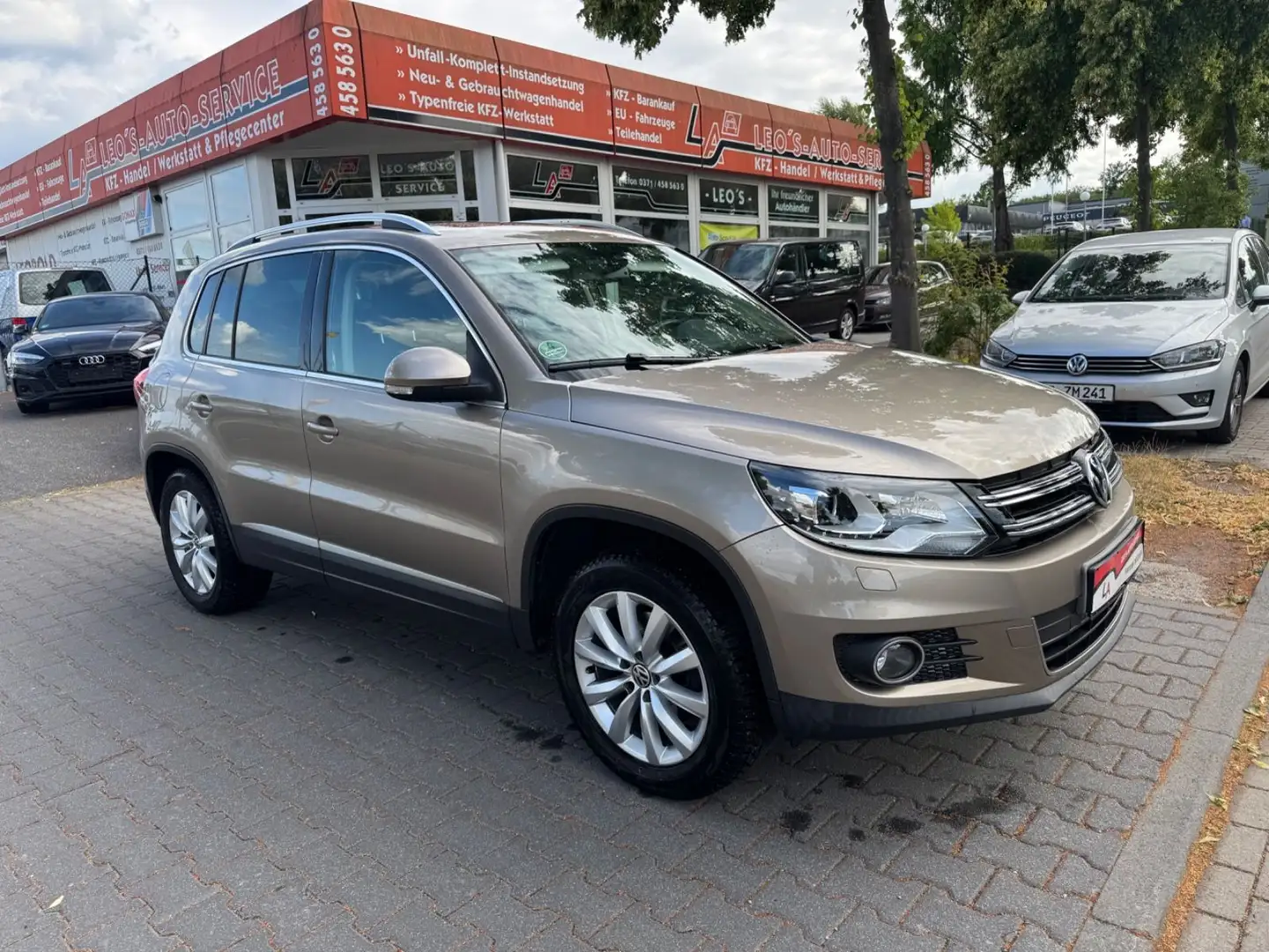 Volkswagen Tiguan Sport & Style 4Motion Or - 2