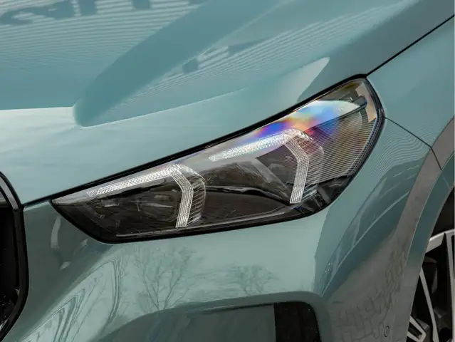 BMW X1 view 9
