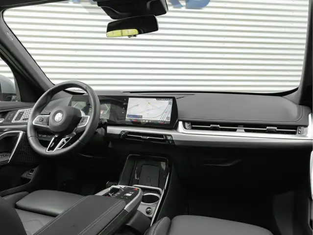 BMW X1 view 4