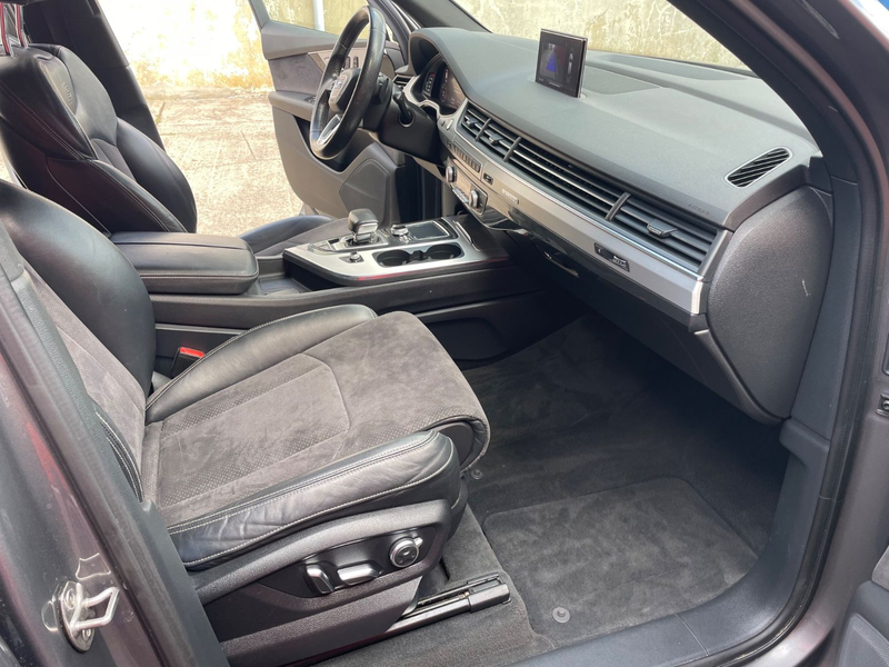 Audi Q7 3.0 TDI ultra quattro S line Sport/Plus — photo 15
