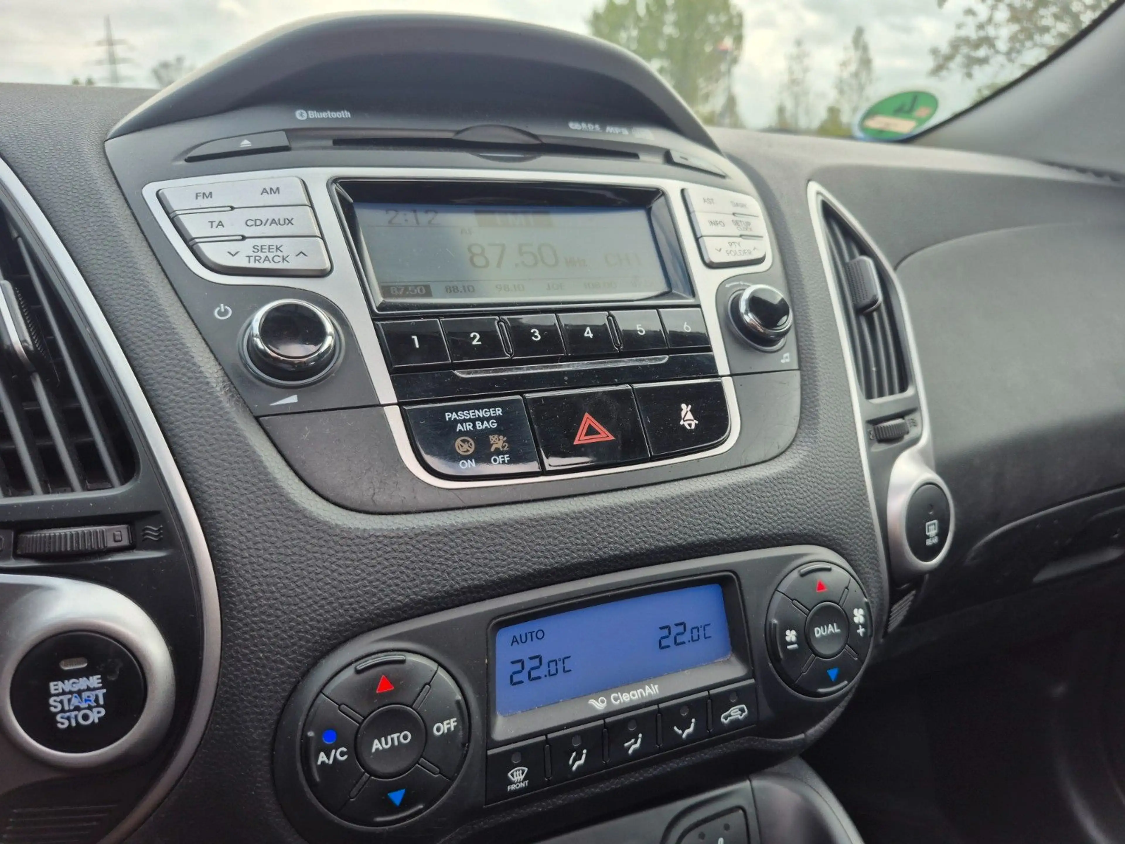 Hyundai iX35 Style AWD Panoramadach Klimaautomatik — photo 13