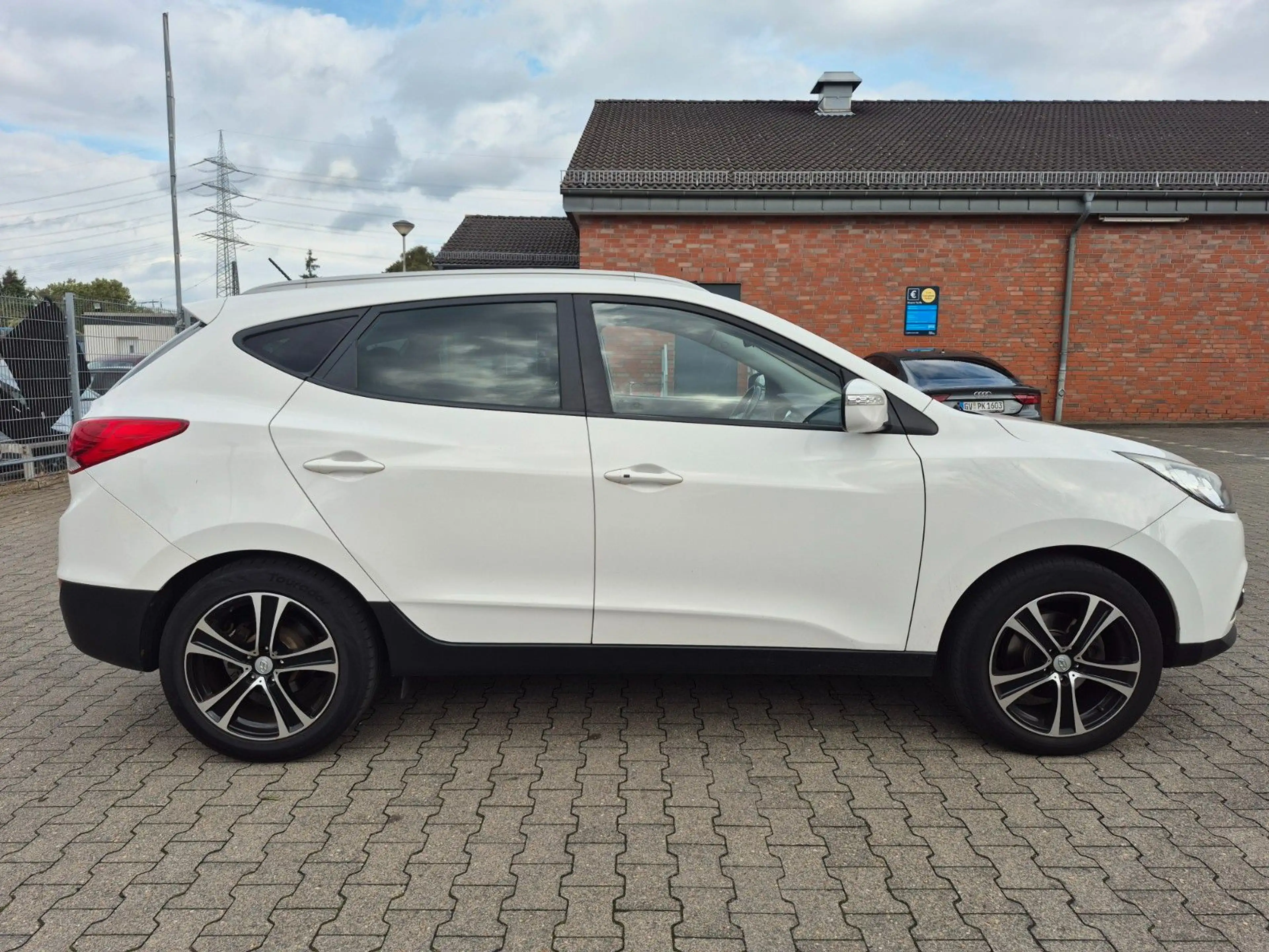 Hyundai iX35 Style AWD Panoramadach Klimaautomatik — photo 5