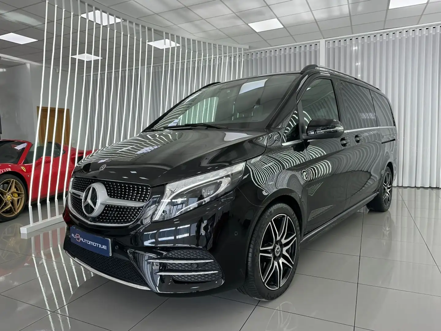 Mercedes-Benz V 250d Largo Avantgarde Negru - 1