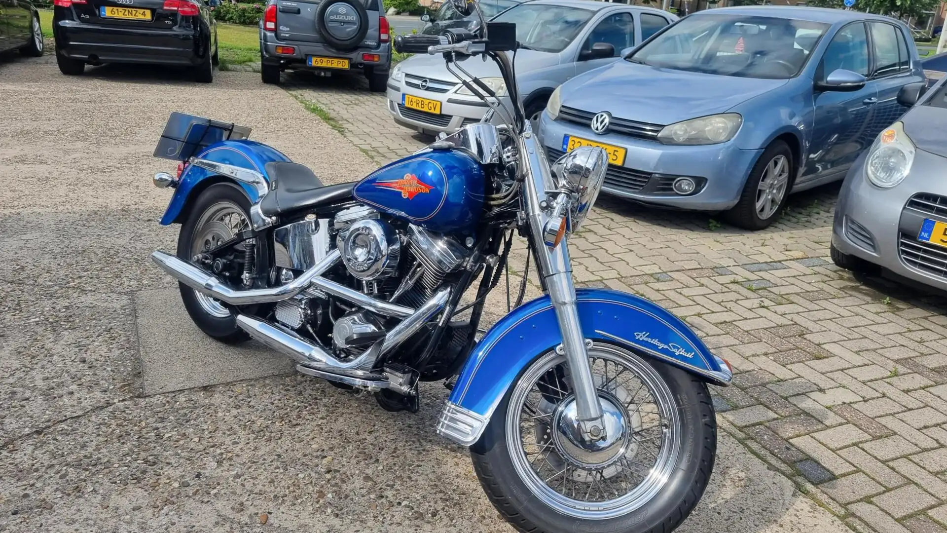 Harley-Davidson Heritage FLSTC Softtail Classic - 1
