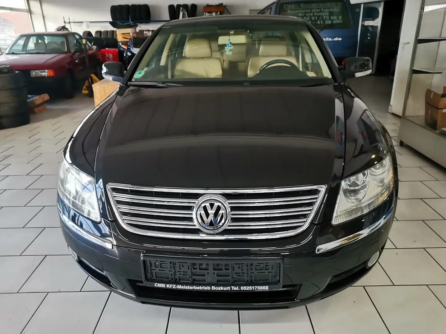 Volkswagen Phaeton V6  mit Autogas LPG Černá - 1