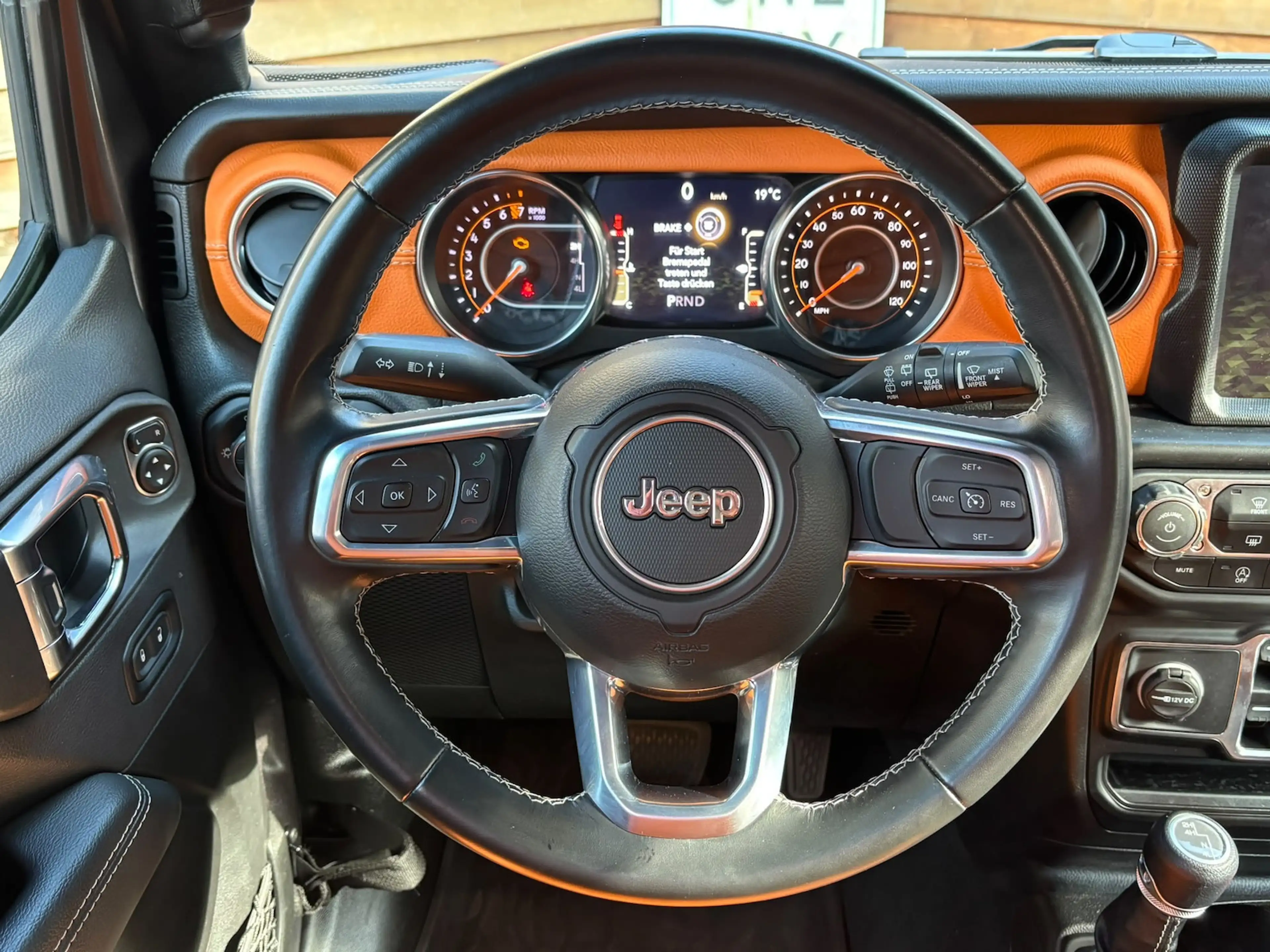 Jeep Wrangler 3,6L UNLIMITED RUBICON 4X4 SHZ LED AHK — photo 23