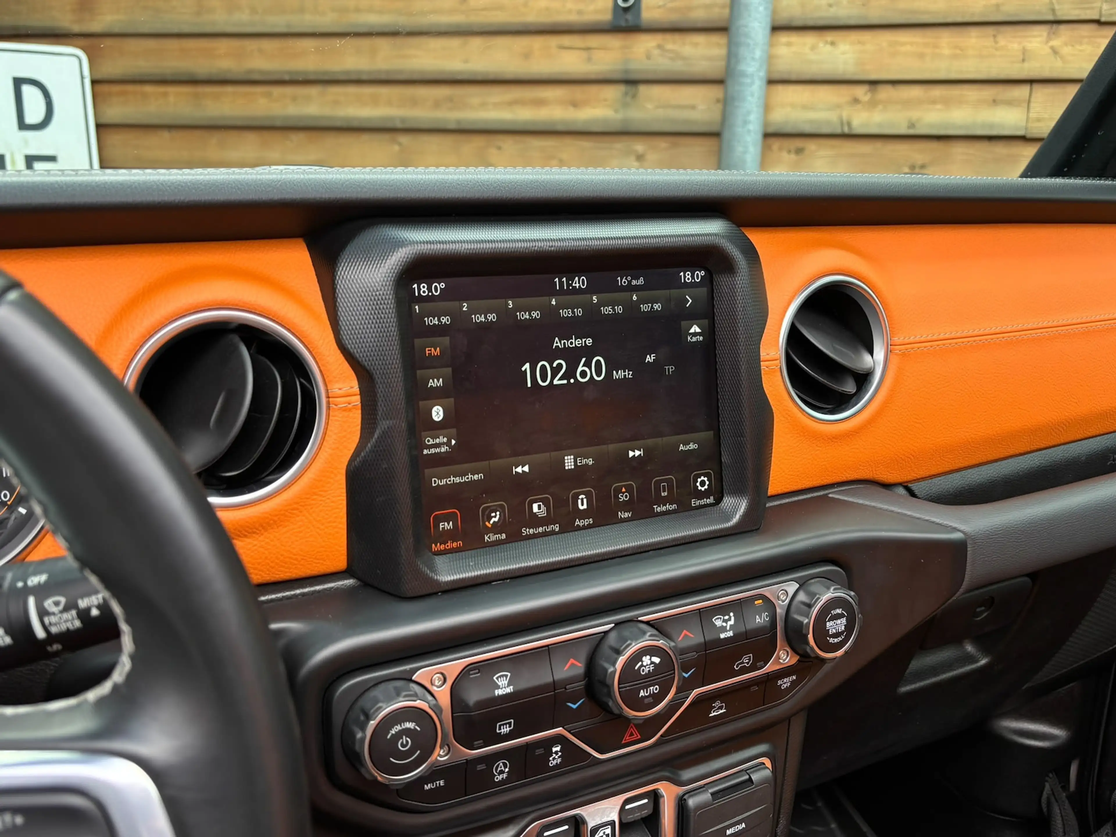 Jeep Wrangler 3,6L UNLIMITED RUBICON 4X4 SHZ LED AHK — photo 24