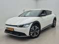 Kia EV6 PLUS 77.4KWH LEER/NAV/ACARPLAY/FABRIEKSGARANTIE Blanc - thumbnail 1
