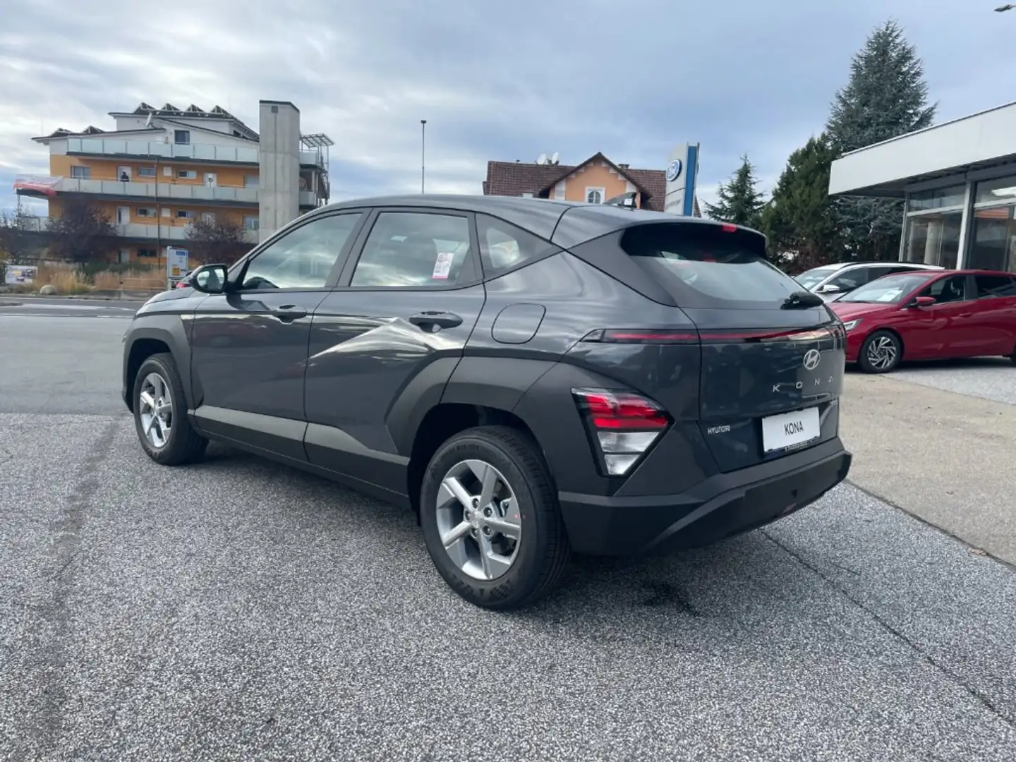 Hyundai KONA HEV  Smart Line 1.6 GDI 2WD HEV Grau - 2