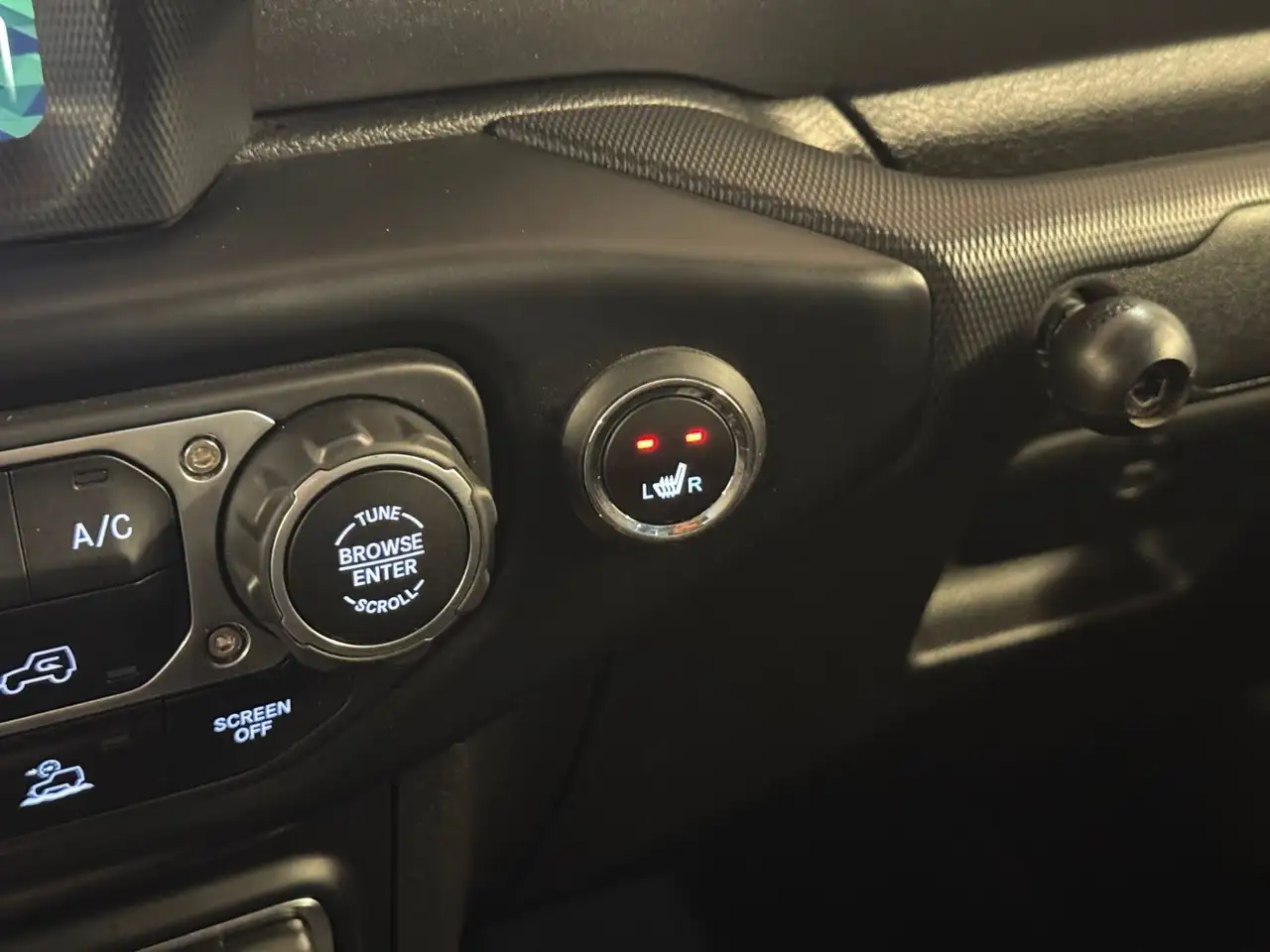 Jeep Gladiator снимка Jeep Gladiator