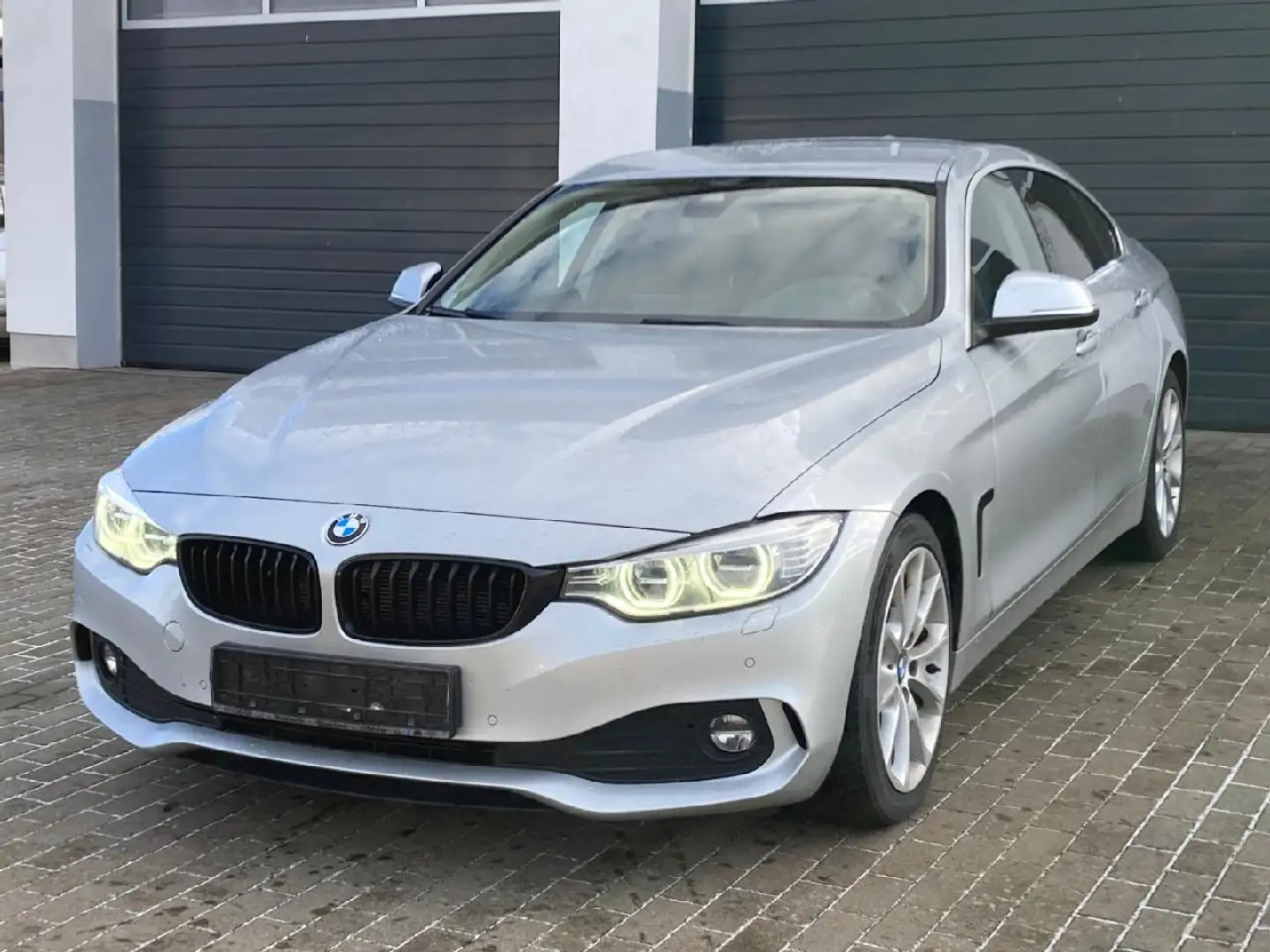 BMW 418 418 d Grau - 1