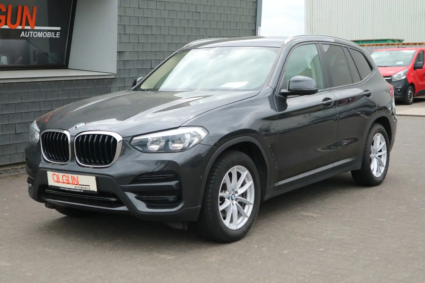 BMW X3 sDrive d *LEDER*AHL*KAMERA*LED*NAVI*SHZ* Gris - 1