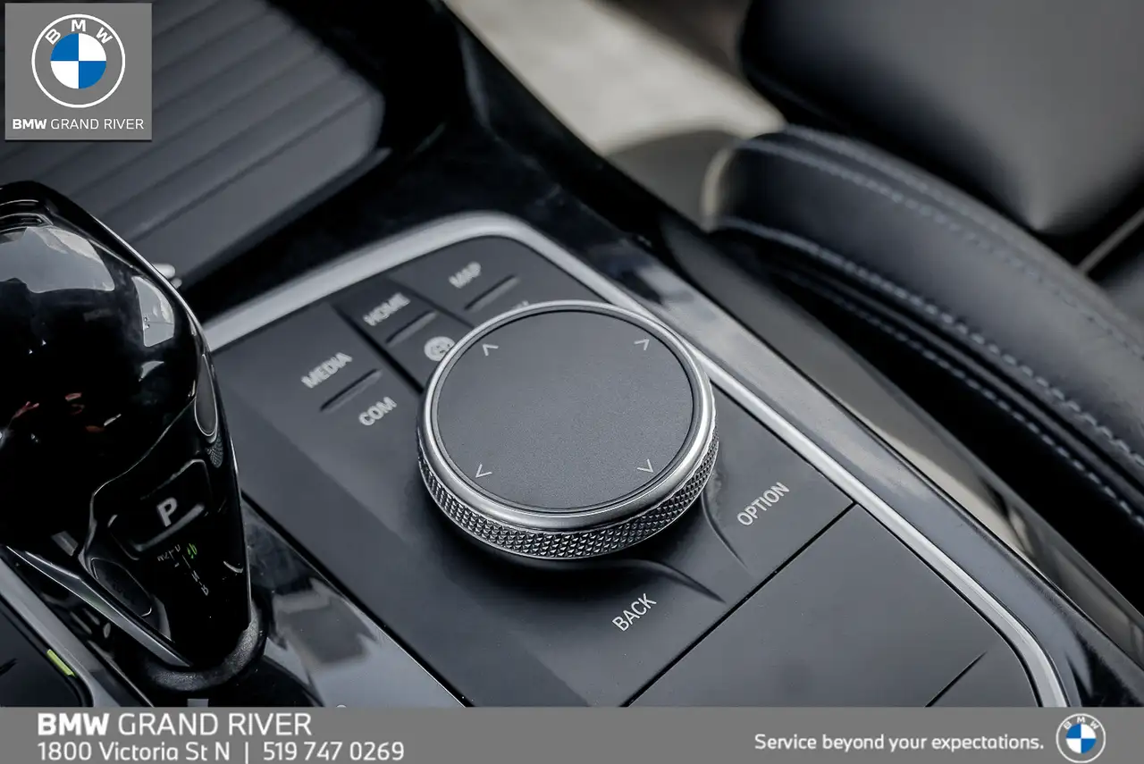 BMW X4 photo BMW X4