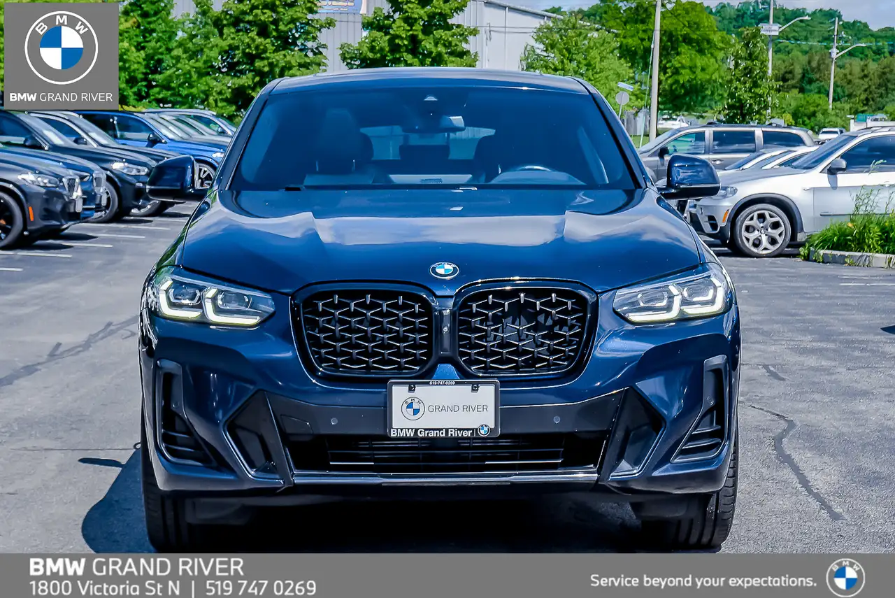 BMW X4 photo BMW X4