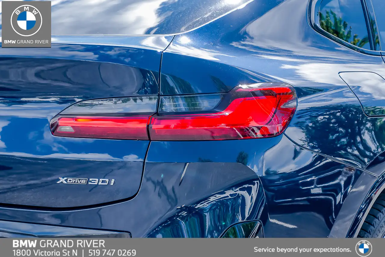 BMW X4 photo BMW X4