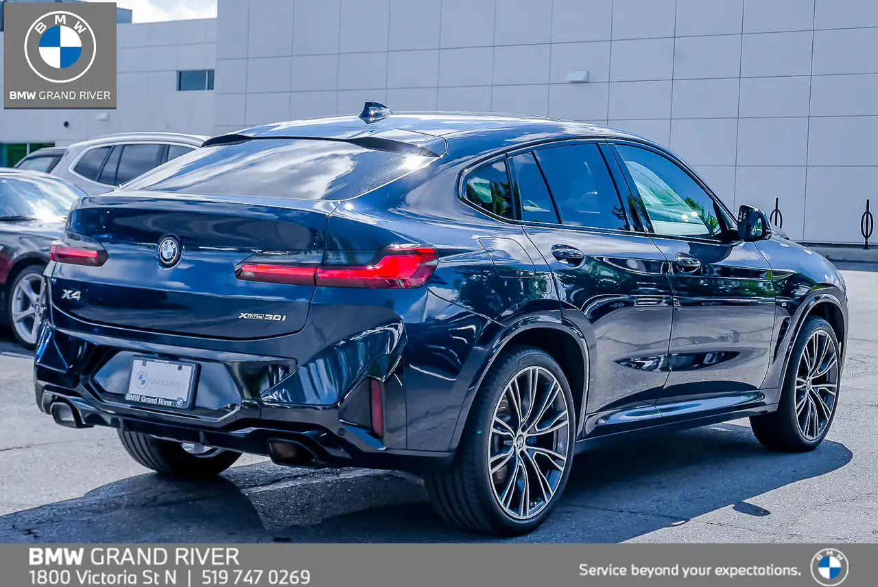 BMW X4 photo BMW X4
