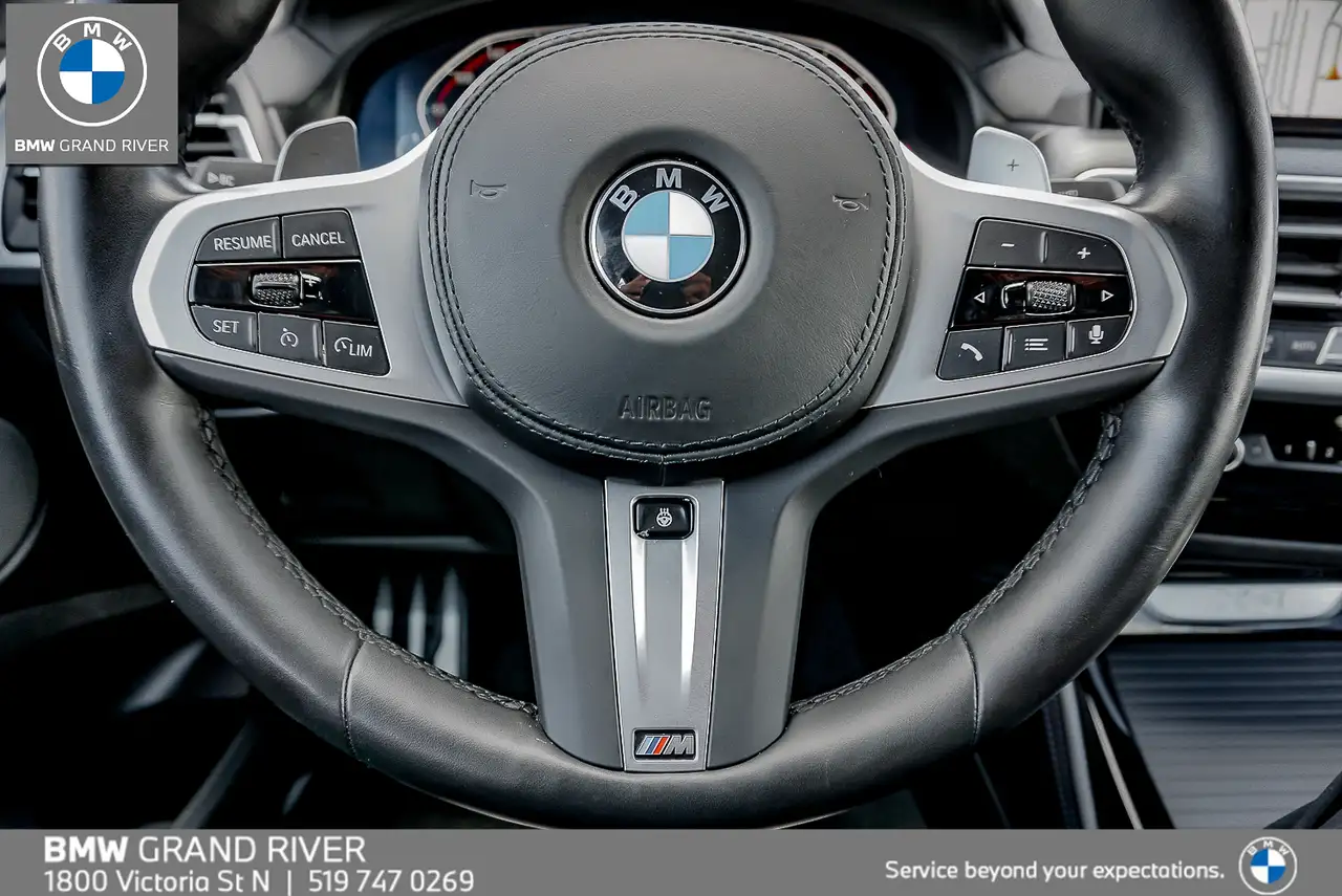 BMW X4 photo BMW X4