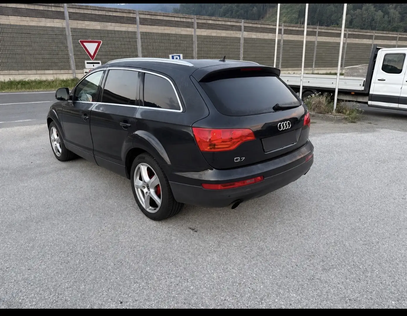 Audi Q7 3,0 TDI V6 quattro DPF Tiptronic - 2