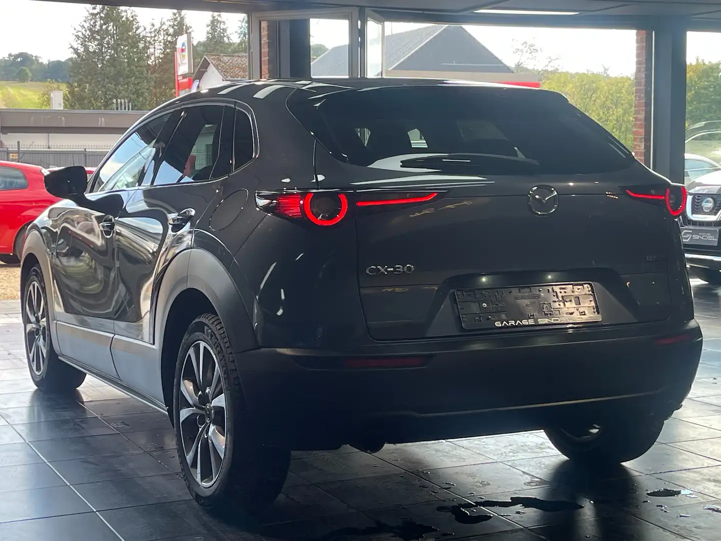 Mazda CX-30 2.0i HYBRID*GARANTIE 1 AN*1ER MAIN Gris - 2