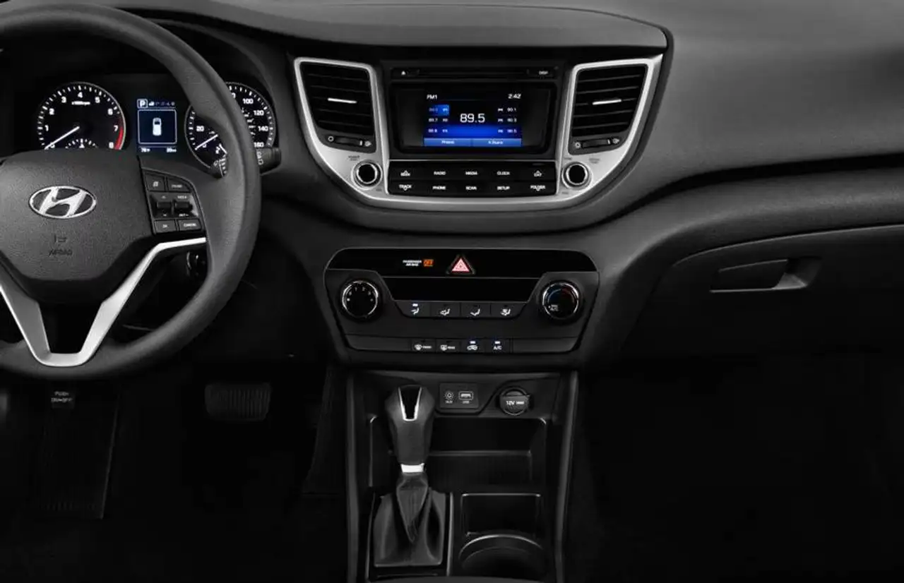 Hyundai TUCSON снимка Hyundai TUCSON