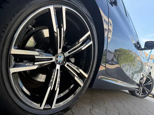 BMW K view 4