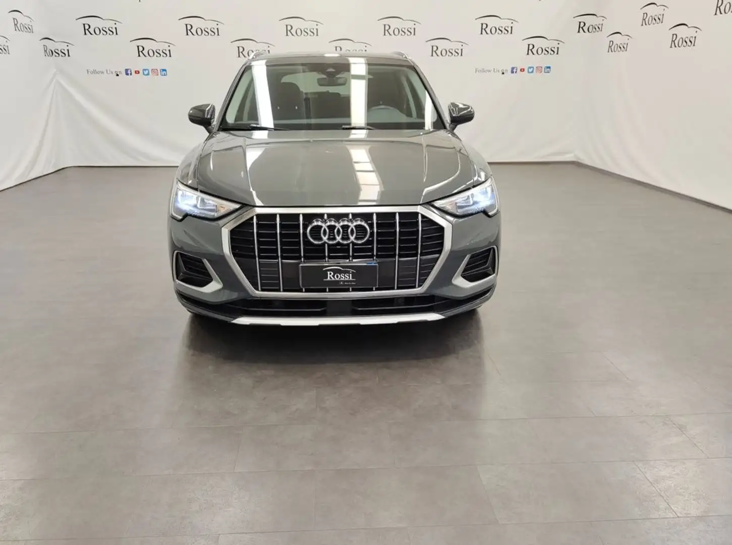 Audi Q3 35 2.0 tdi Business Advanced Grey - 1