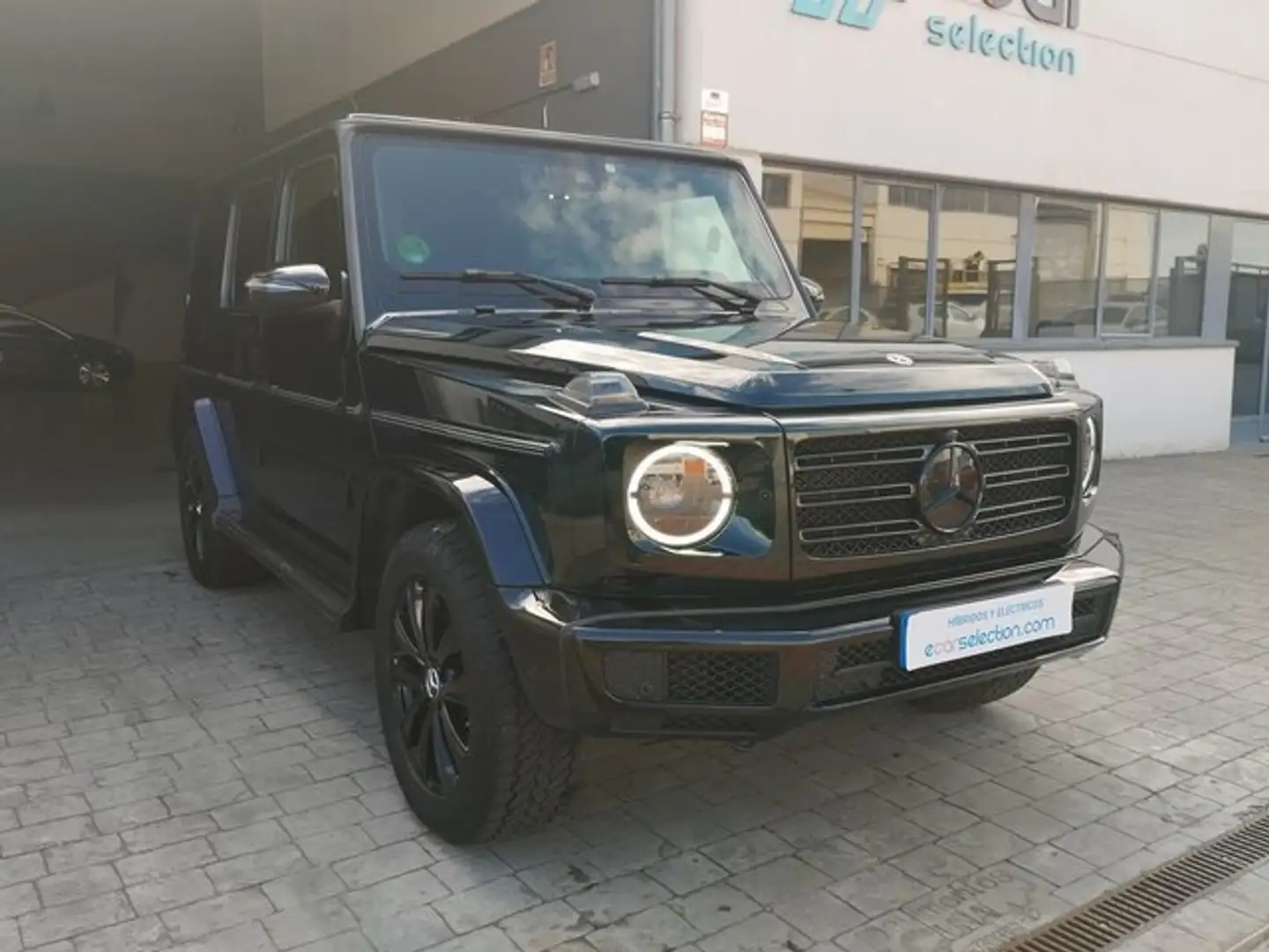 Mercedes-Benz G 400 d 4Matic 9G-Tronic Verde - 2