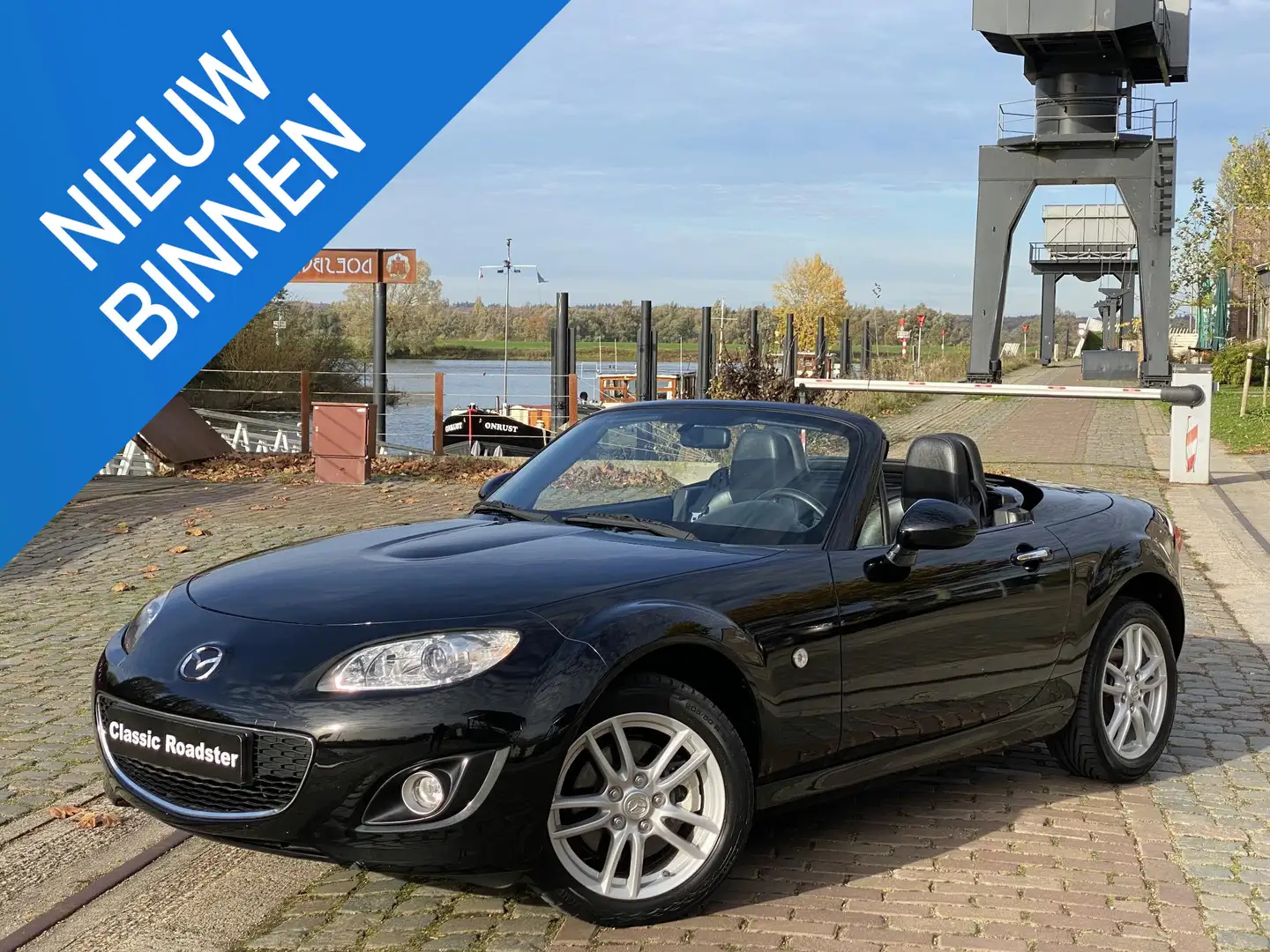Mazda MX-5 NCFL ROADSTER COUPE 1.8 126PK TS+ 97.700KM, 2DE EI Zwart - 1