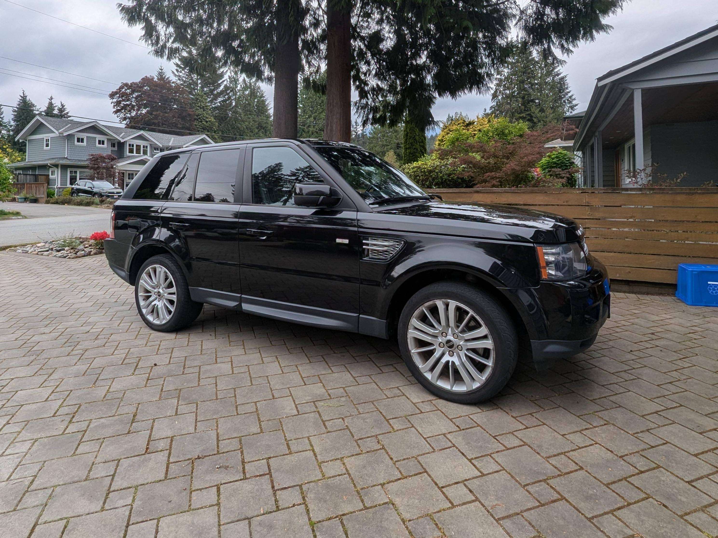 2012 Land Rover Range Rover Sport HSE LUX