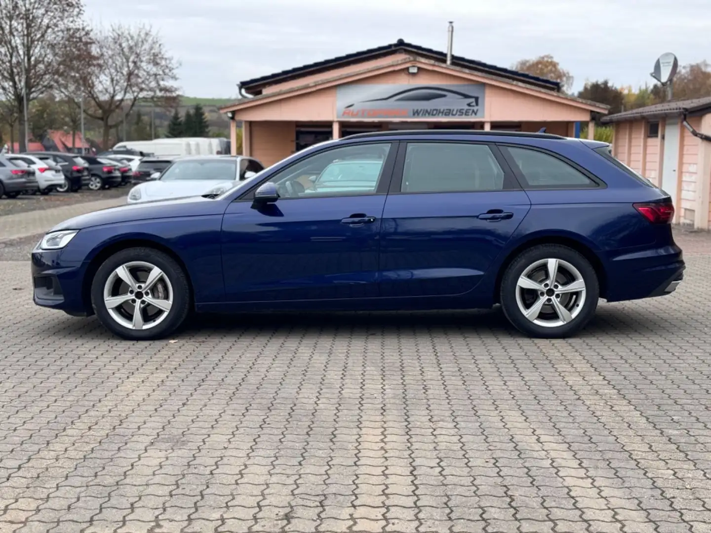 Audi A4 2.0 TDI Quattro 190 PS *1 HAND*TÜV+SERVCE NEU Blau - 2