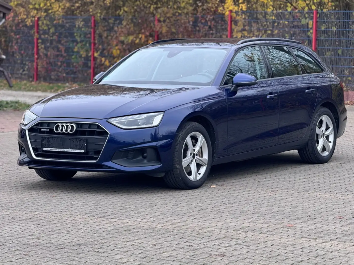 Audi A4 2.0 TDI Quattro 190 PS *1 HAND*TÜV+SERVCE NEU Blau - 1