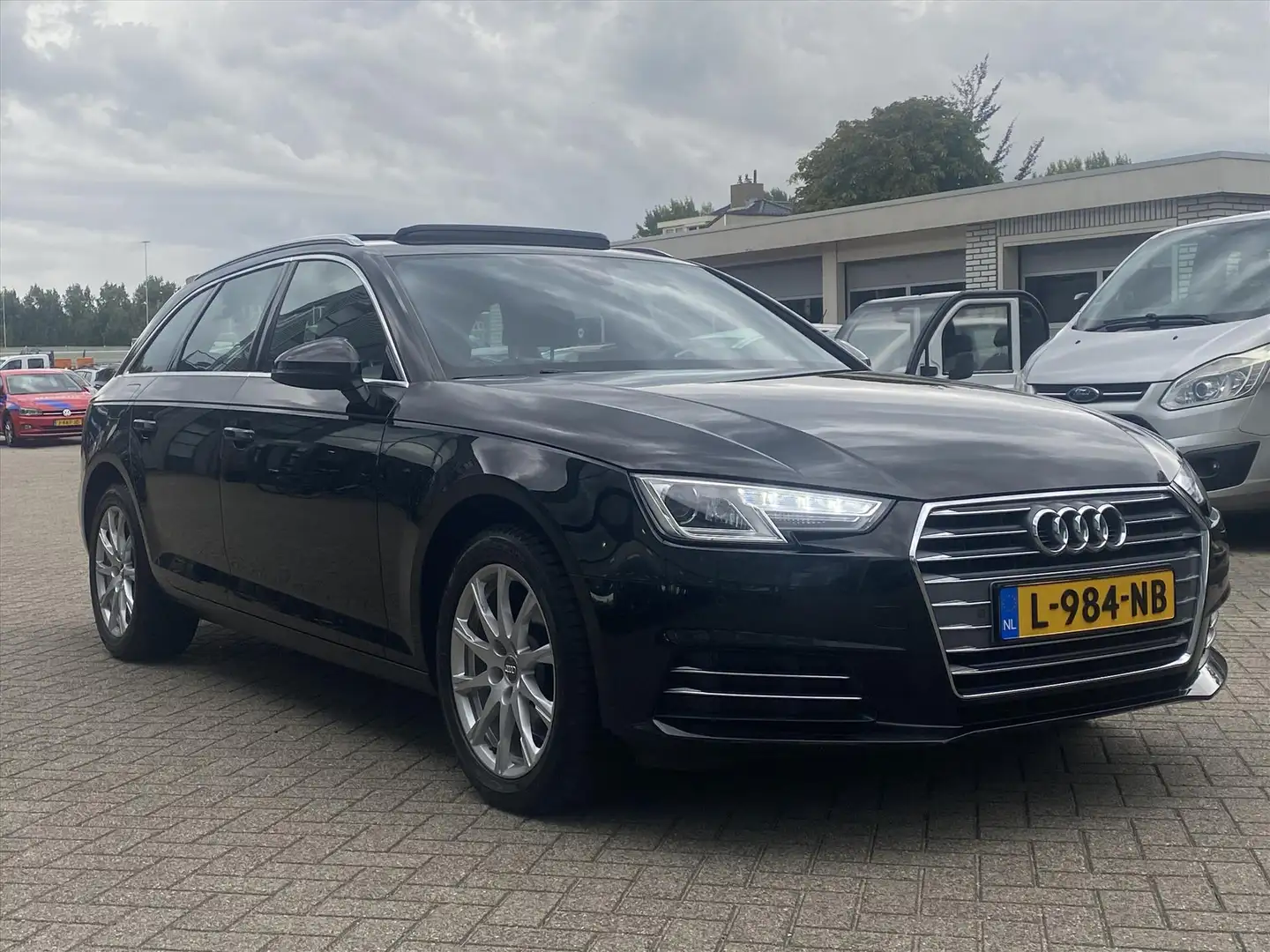 Audi A4 Avant 1.4 TFSI 150pk S tronic Edition | Pano | Lee Noir - 2