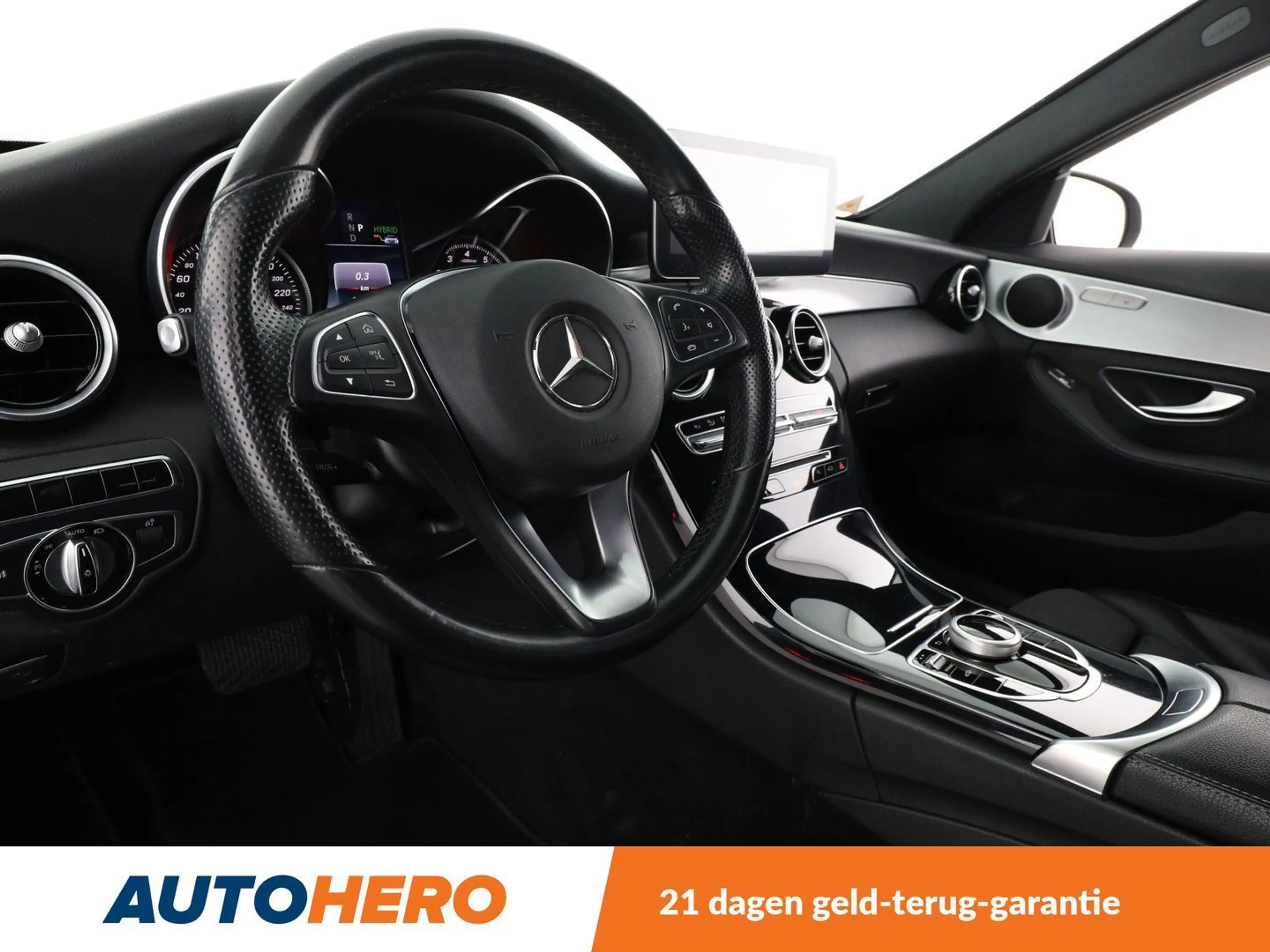 Mercedes-Benz C 350 C 350e Avantgarde — photo 11