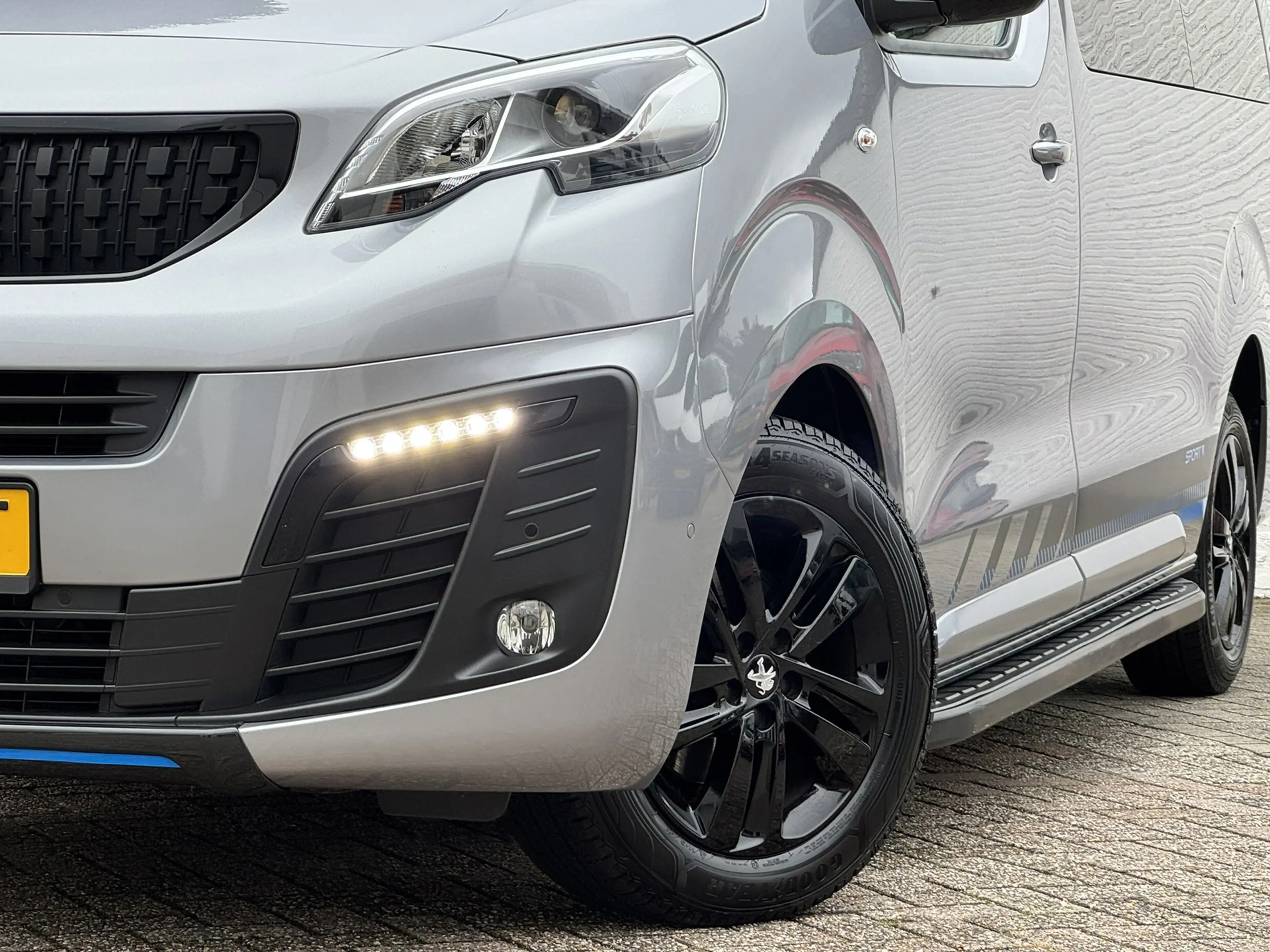 Peugeot Expert 2.0 BlueHDI 180 Long Sport MARGE Automaat Trekhaak — photo 13