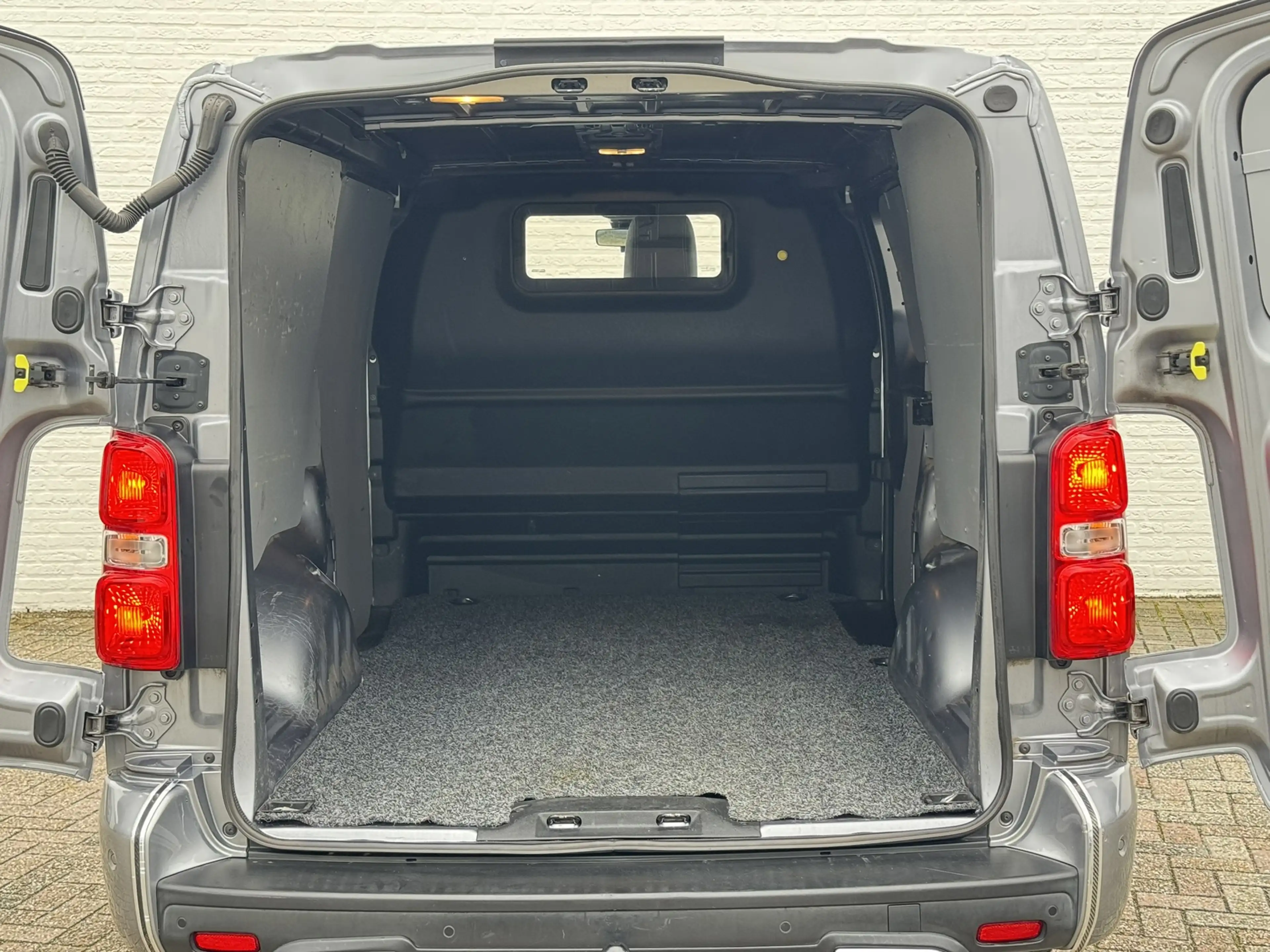 Peugeot Expert 2.0 BlueHDI 180 Long Sport MARGE Automaat Trekhaak — photo 3