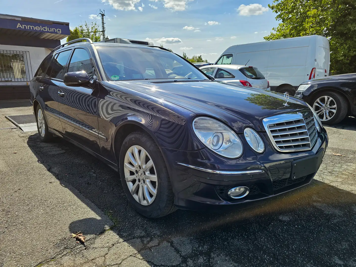 Mercedes-Benz E 350 E 350 T 4Matic [MOTORSCHADEN] Blau - 2