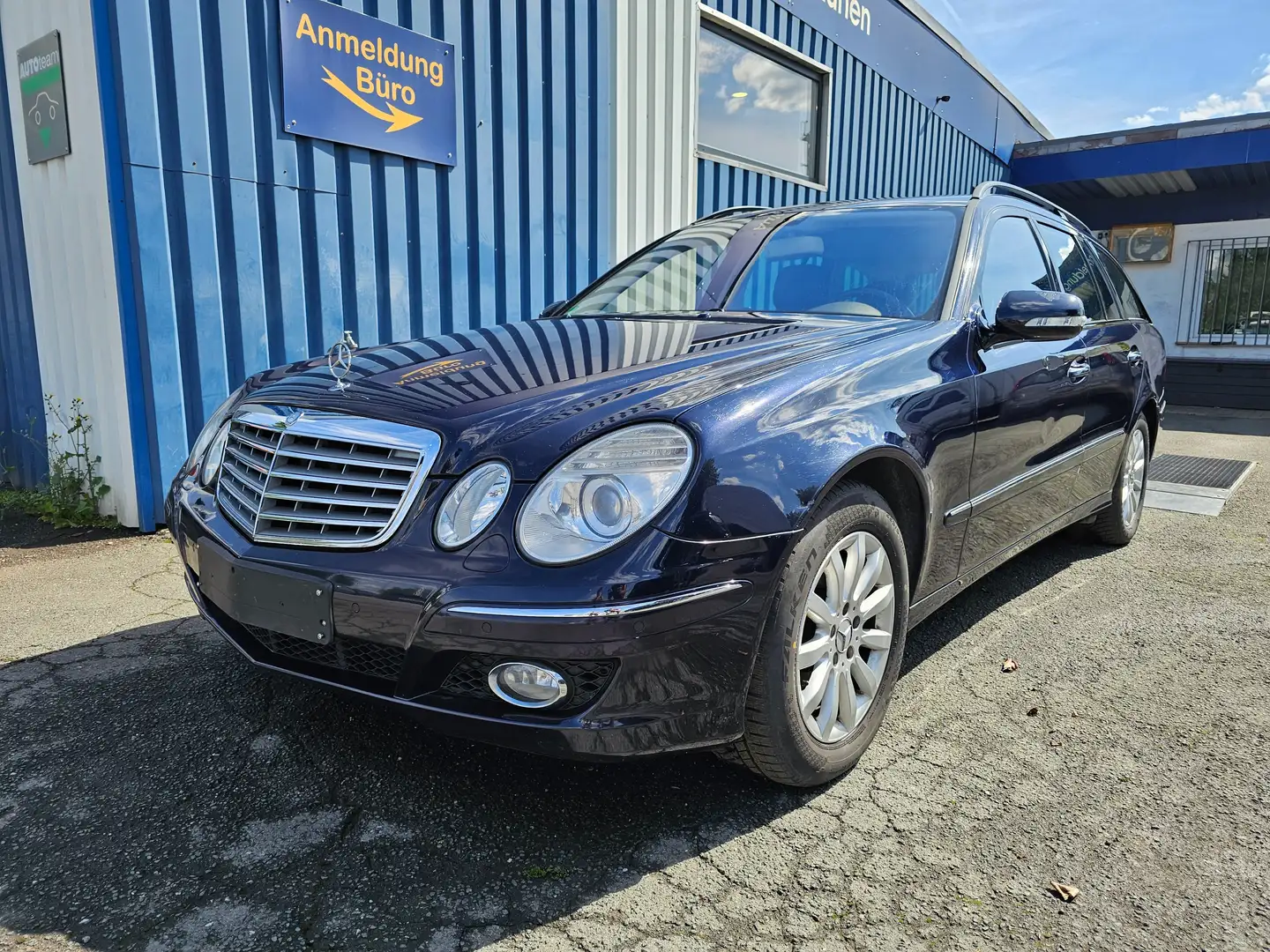 Mercedes-Benz E 350 E 350 T 4Matic [MOTORSCHADEN] Blau - 1