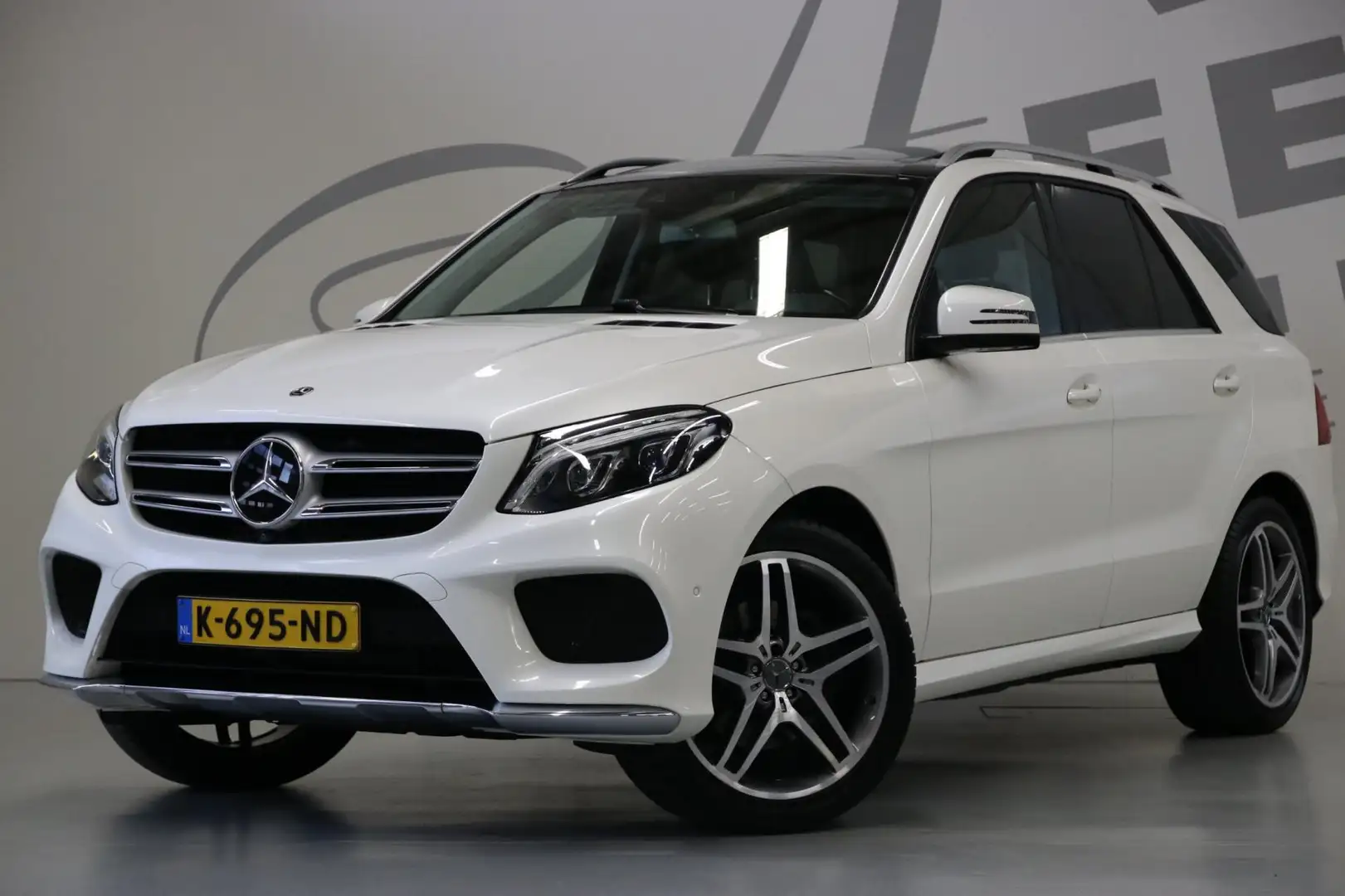 Mercedes-Benz GLE 250 d 4MATIC AMG Sport Edition/ Panoramaschuifdak/ Har Alb - 1