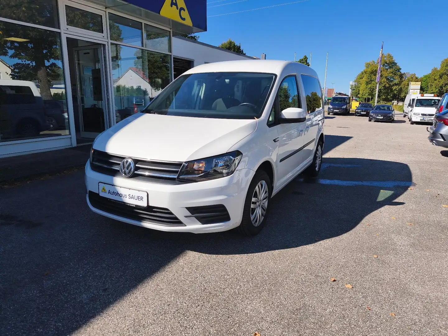 Volkswagen Caddy PKW Trendline BMT Weiß - 2
