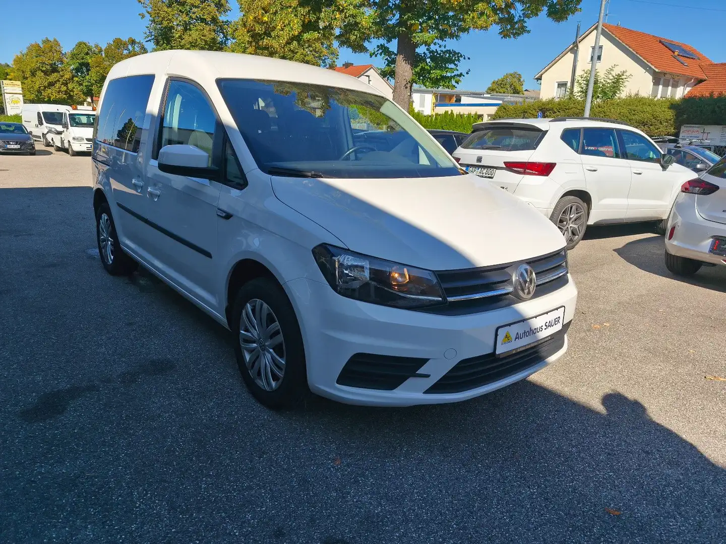 Volkswagen Caddy PKW Trendline BMT Weiß - 1