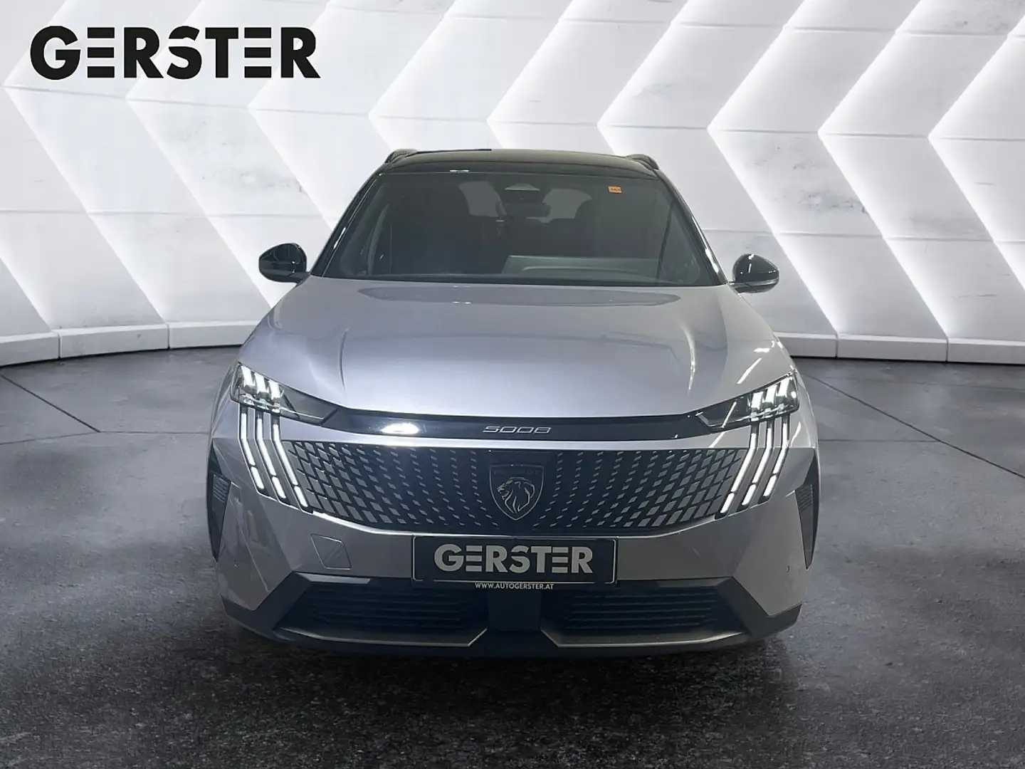 Peugeot 5008 mHEV 136 e-DCS6 GT Aut. Grau - 2