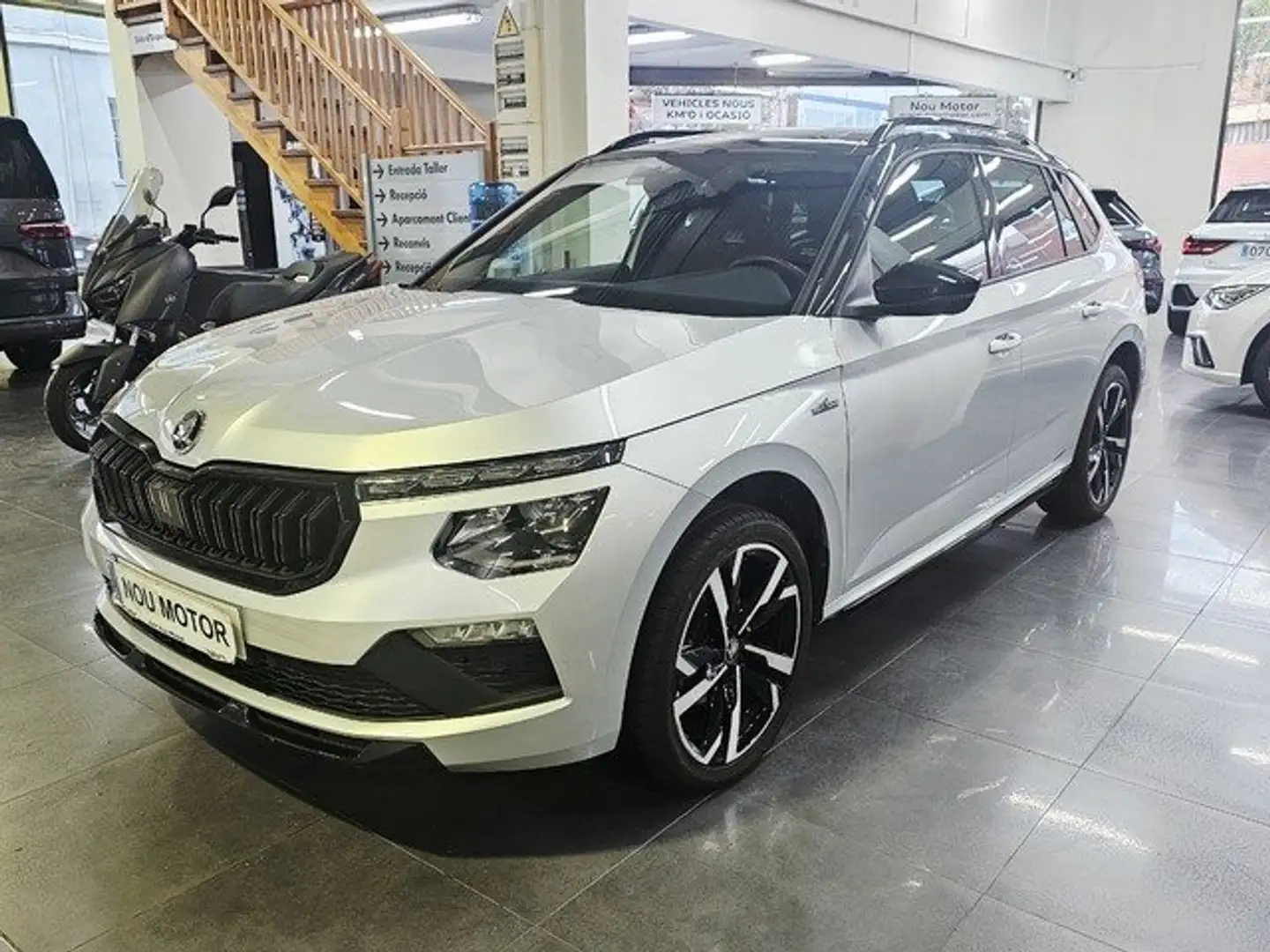 Skoda Kamiq 1.5 TSI Monte Carlo DSG7 110kW Gris - 1