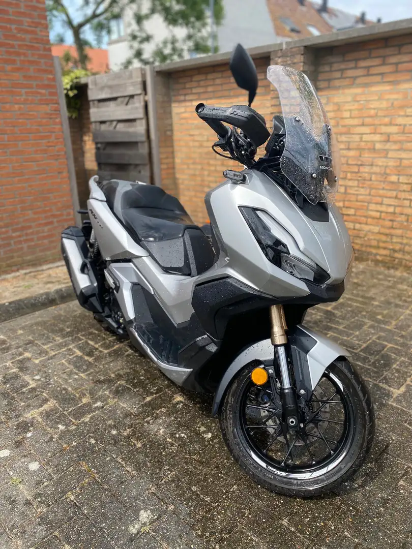 Honda ADV 350 - 1
