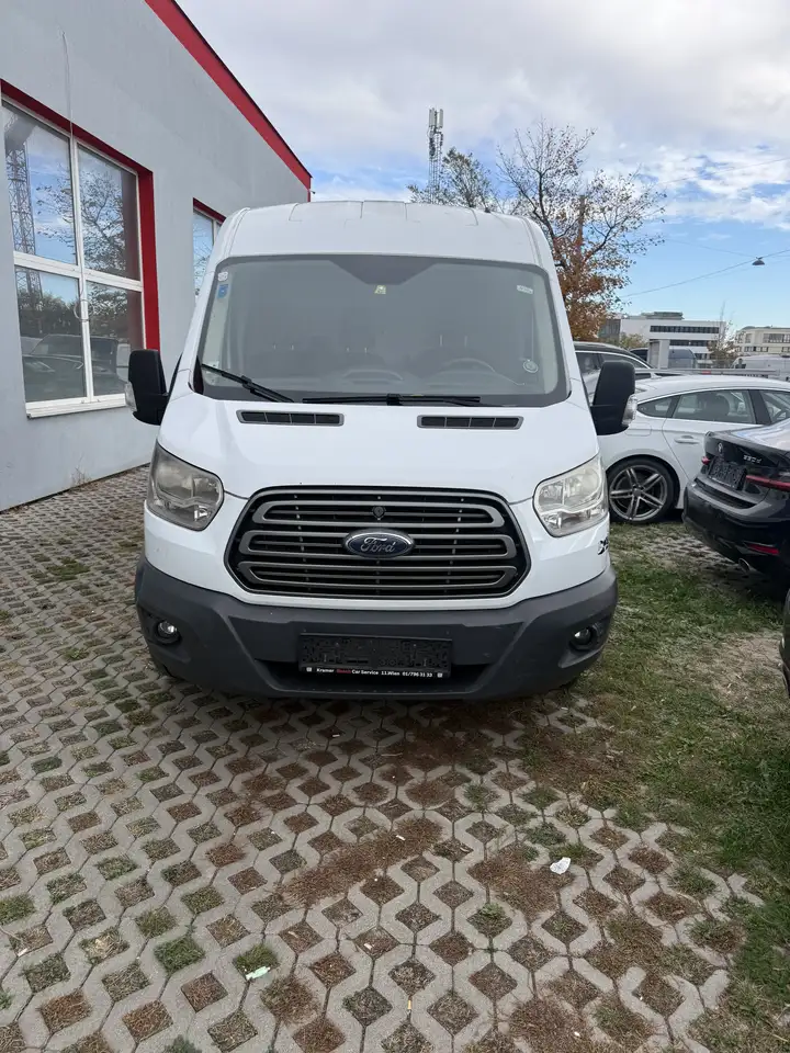 Ford Transit Bus