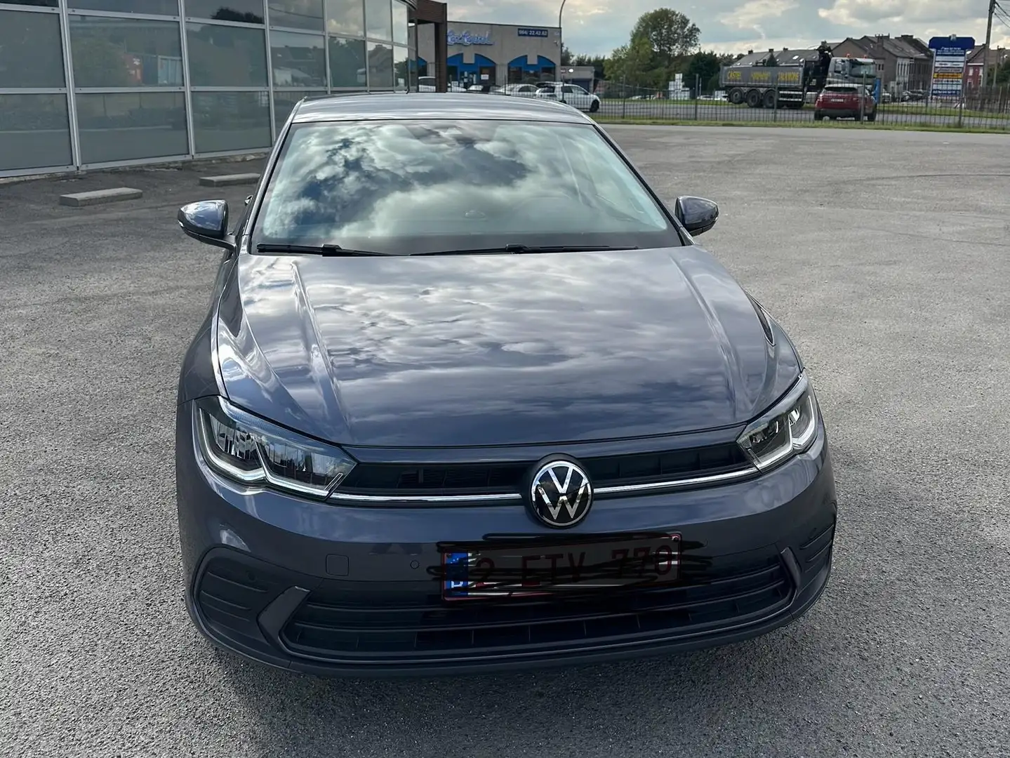 Volkswagen Polo Polo 1.0 TSI Life Business OPF Grijs - 1