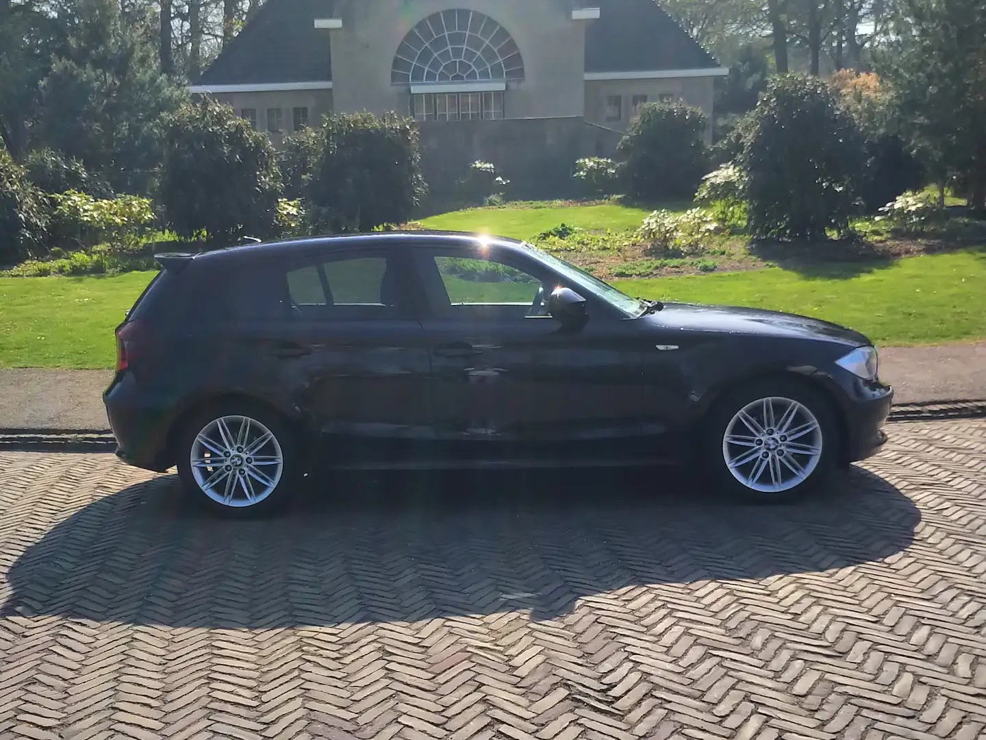 BMW 116 116 Business Line Zwart - 1